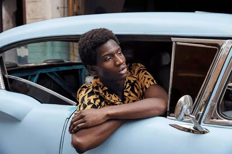 Adonis Bosso in Heart in Havana cho Essential Homme SS18 5469_12