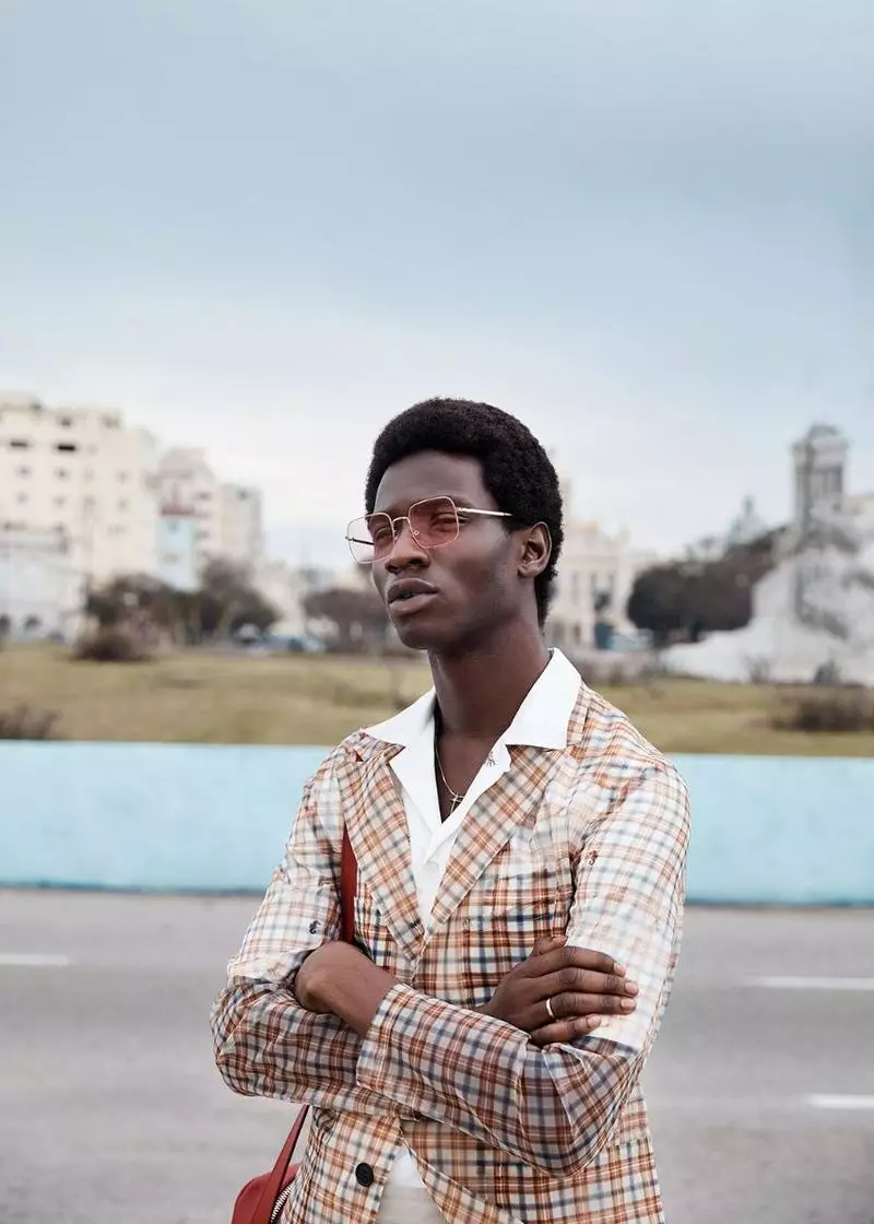 Adonis Bosso în Heart la Havana pentru Essential Homme SS18 5469_2