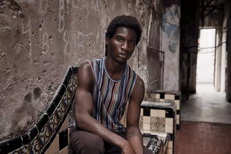 Adonis Bosso ing Heart ing Havana kanggo Essential Homme SS18 5469_9