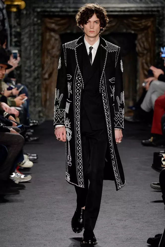 Valentino FW 16 Paryż (16)