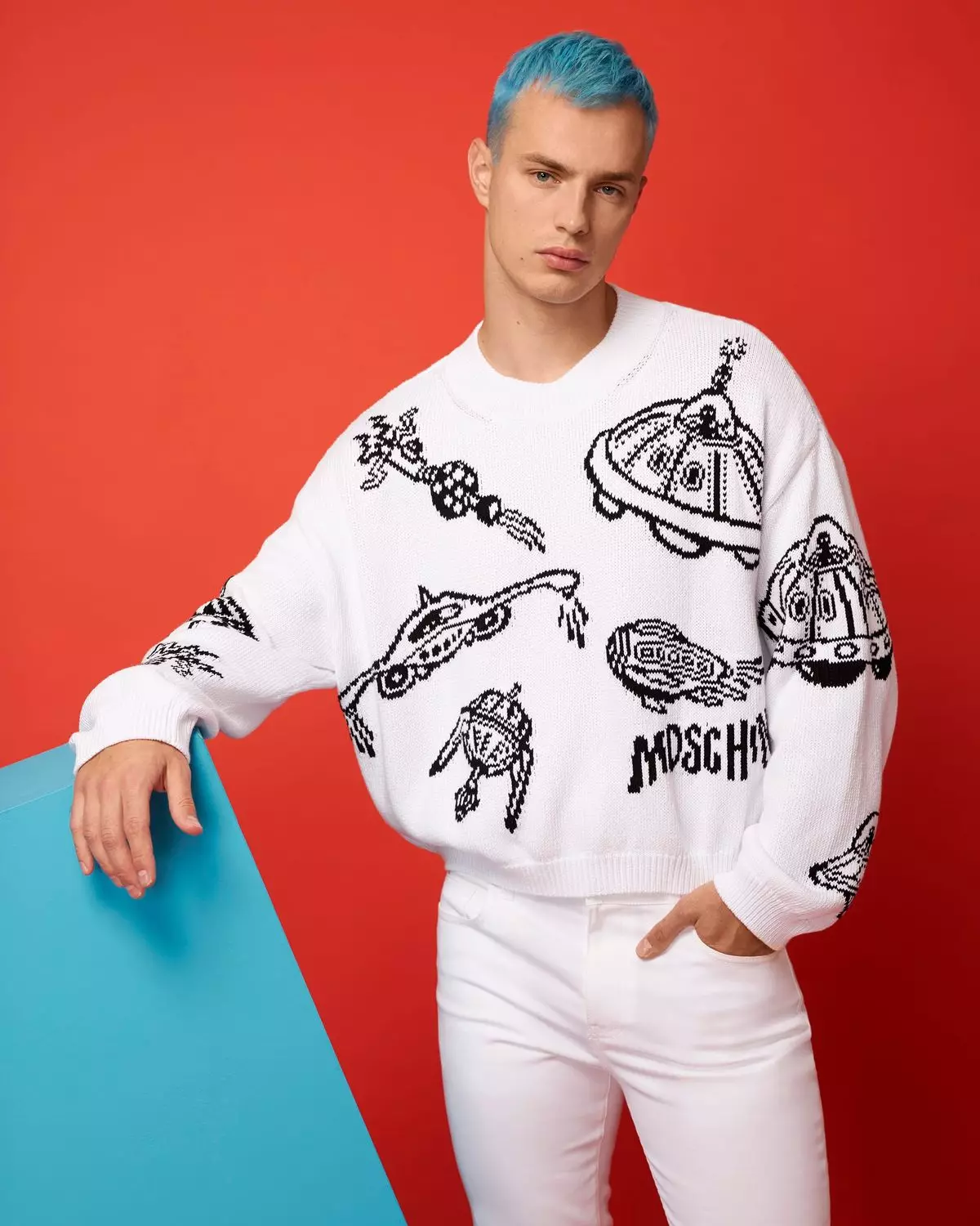 Pakaian Pria Moschino Musim Semi/Musim Panas 2021 54915_19