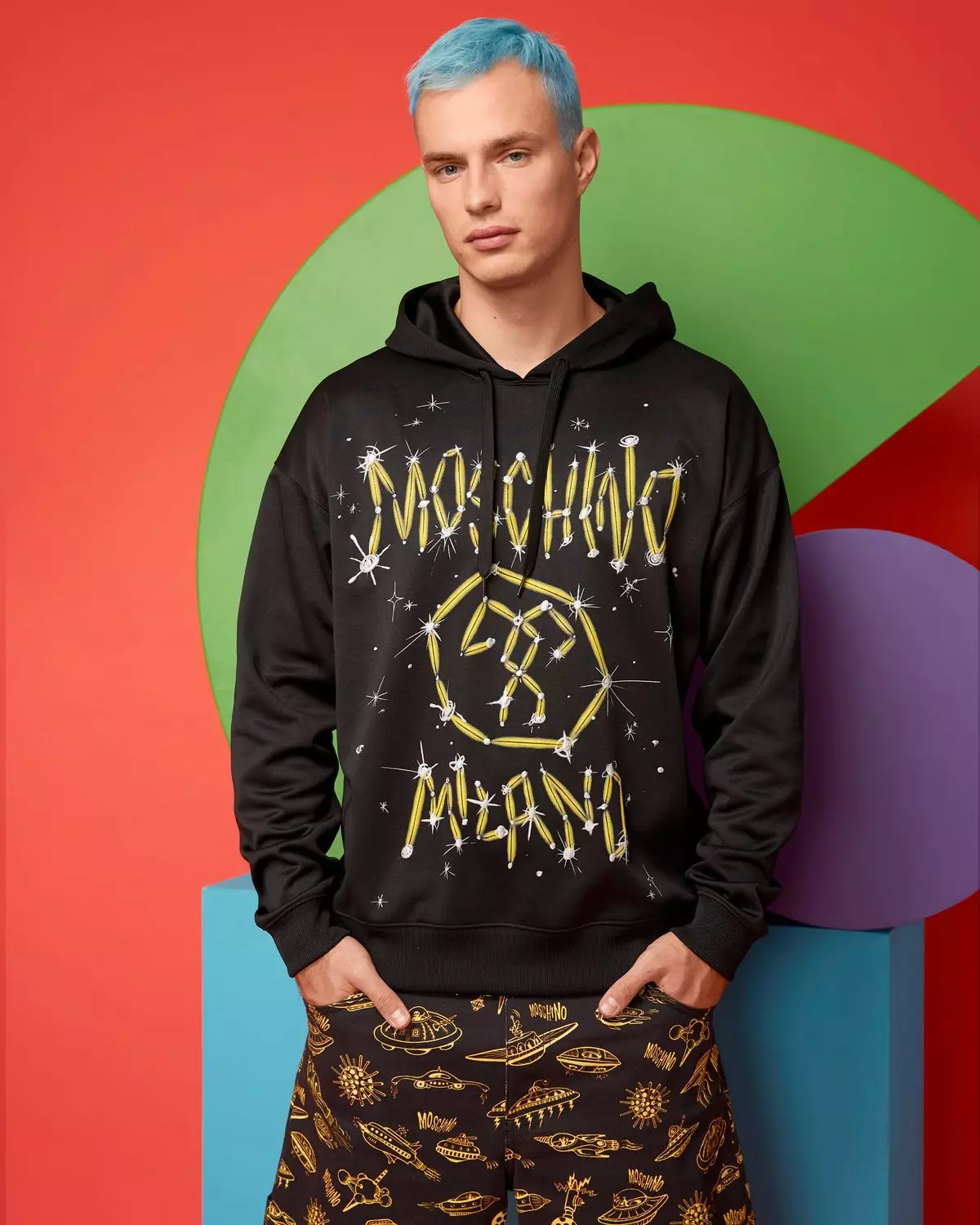 Moschino Menswear Earrach / Samhradh 2021 54915_25