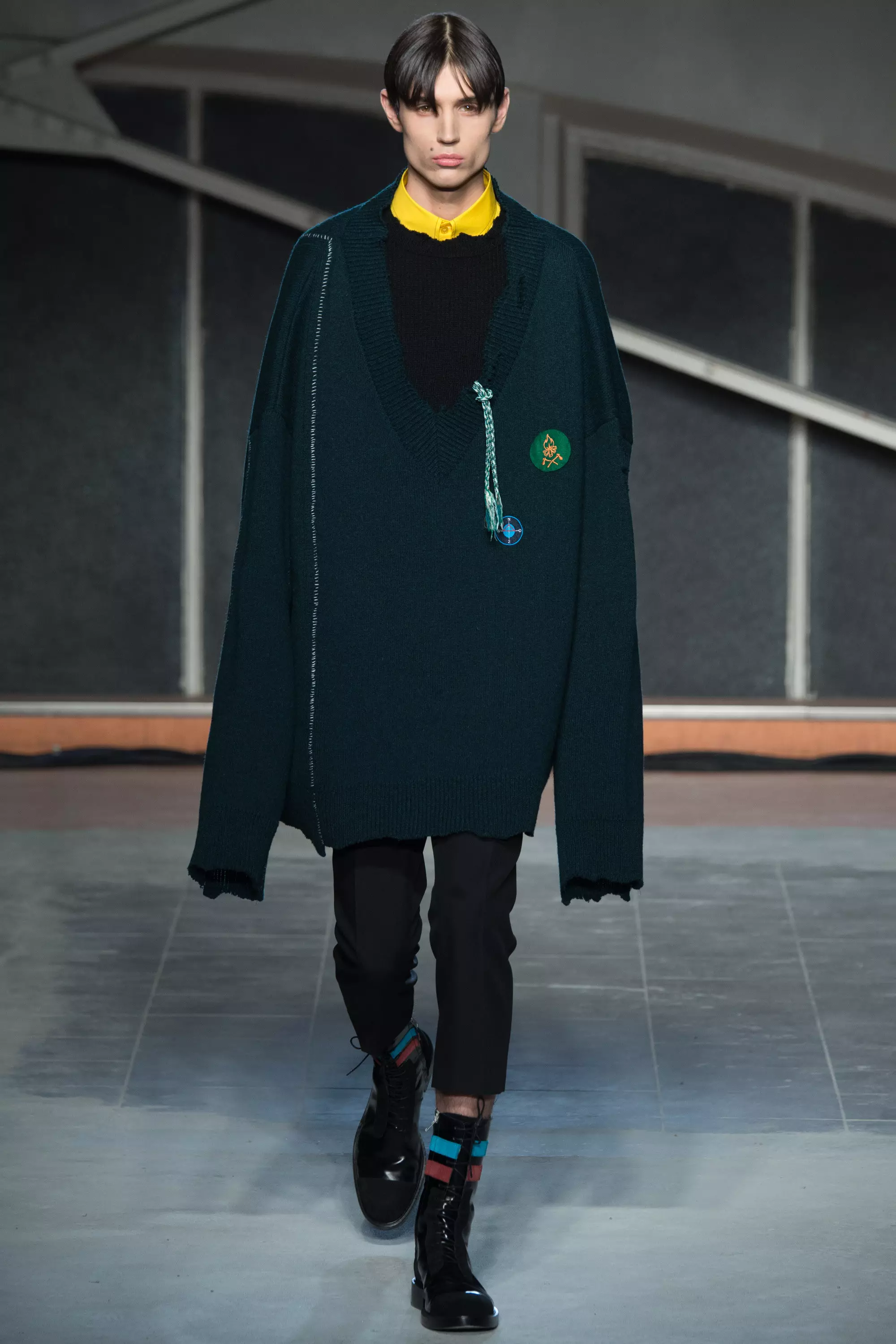 Raf Simons FW16 Parijs (24)