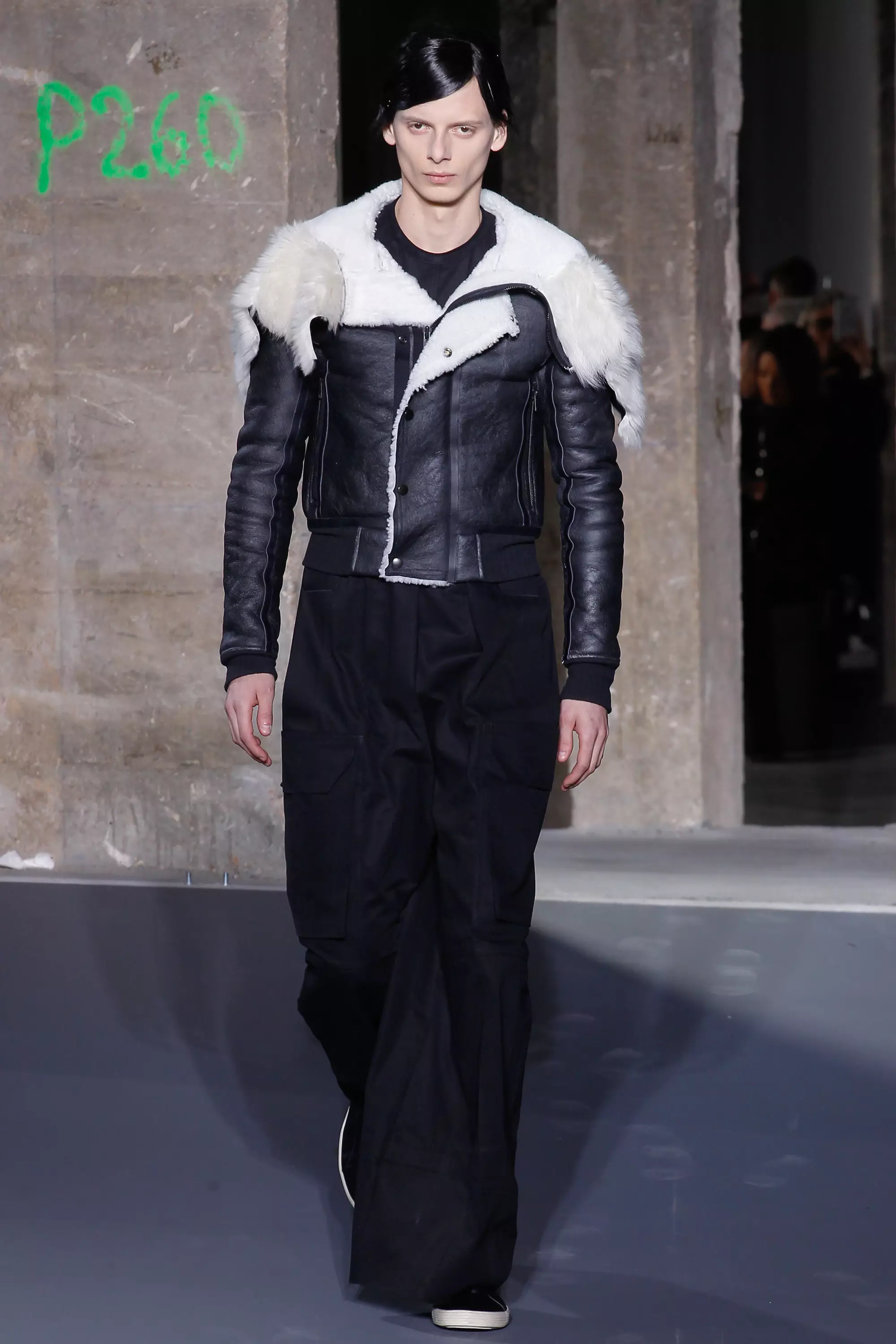 Rick Owens FW16 Parijs (5)