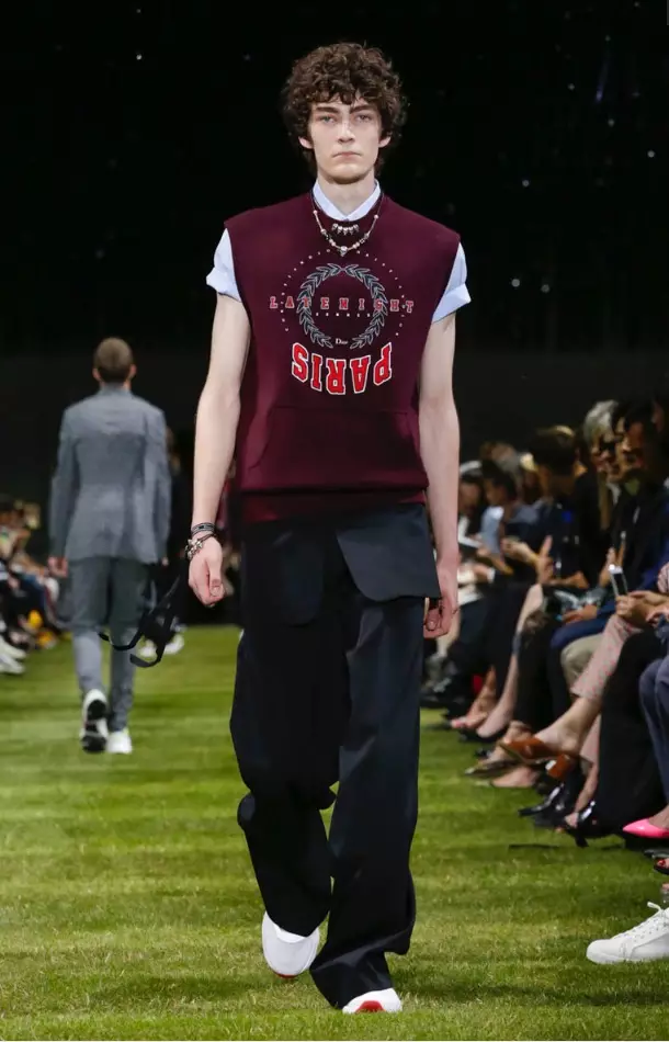 DIOR HOMME MIESTEN KEVÄT KESÄ 2018 PARIS13