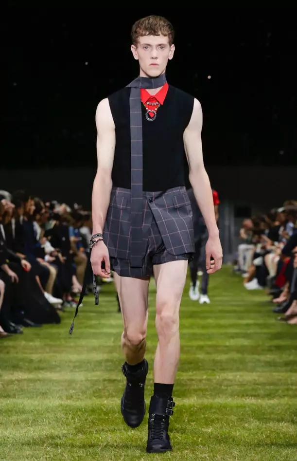 DIOR HOMME PÁNSKÉ OBLEČENÍ JARO LÉTO 2018 PAŘÍŽ15