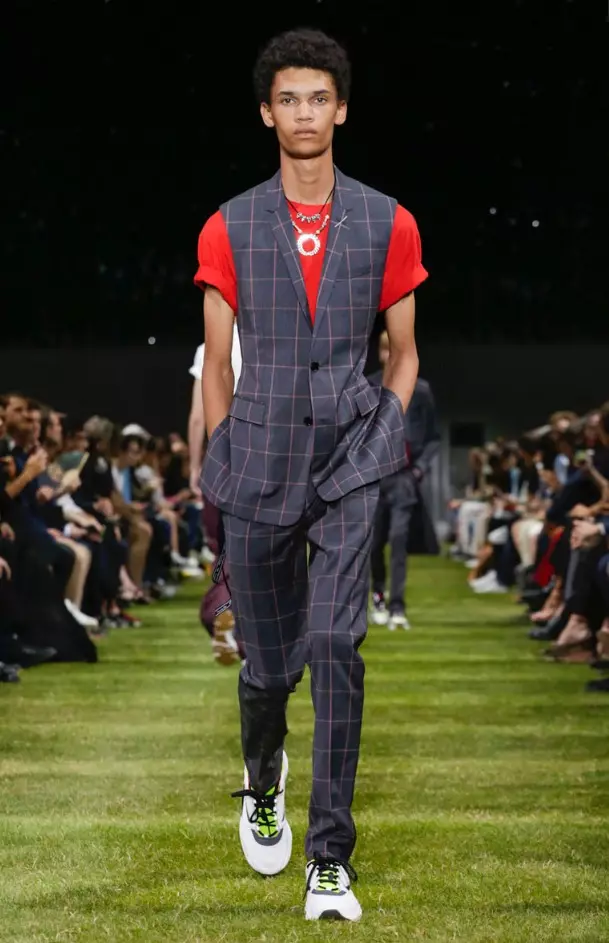 DIOR HOMME FÉRFI RUHA 2018. TAVASZI NYÁR PÁRIS20