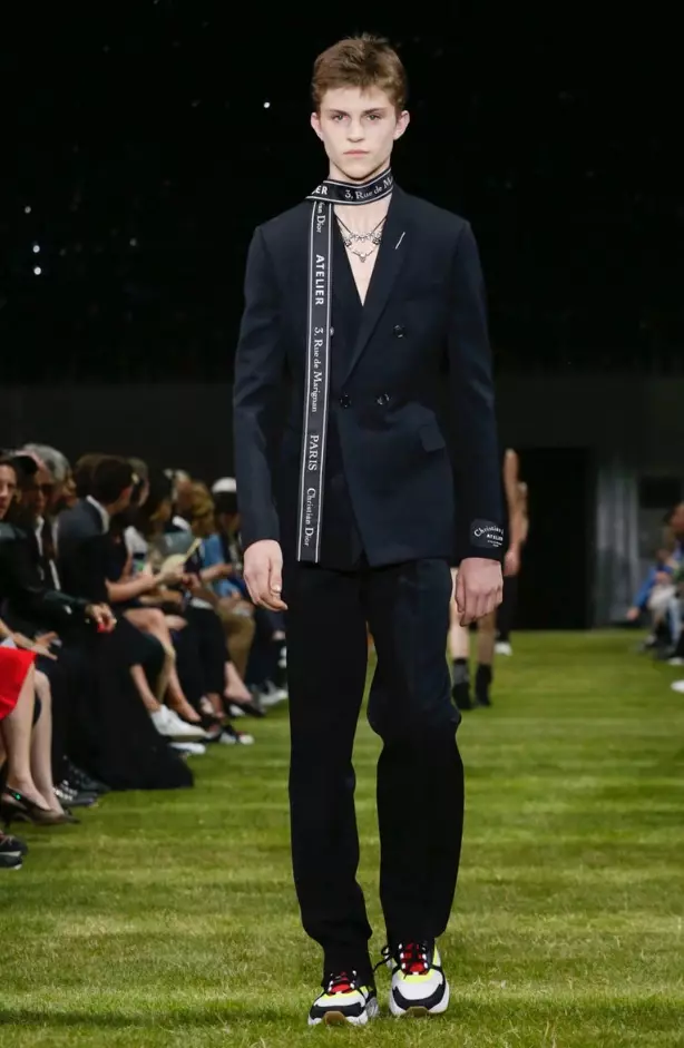 DIOR HOMME PÁNSKÉ OBLEČENÍ JARO LÉTO 2018 PAŘÍŽ21