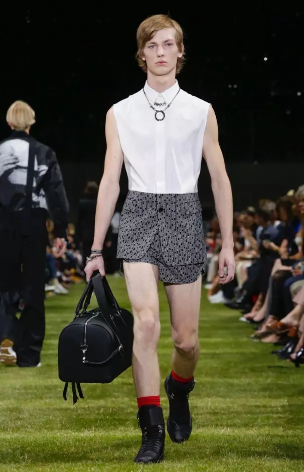 DIOR HOMME FÉRFI RUHA 2018. TAVASZI NYÁR PÁRIS39