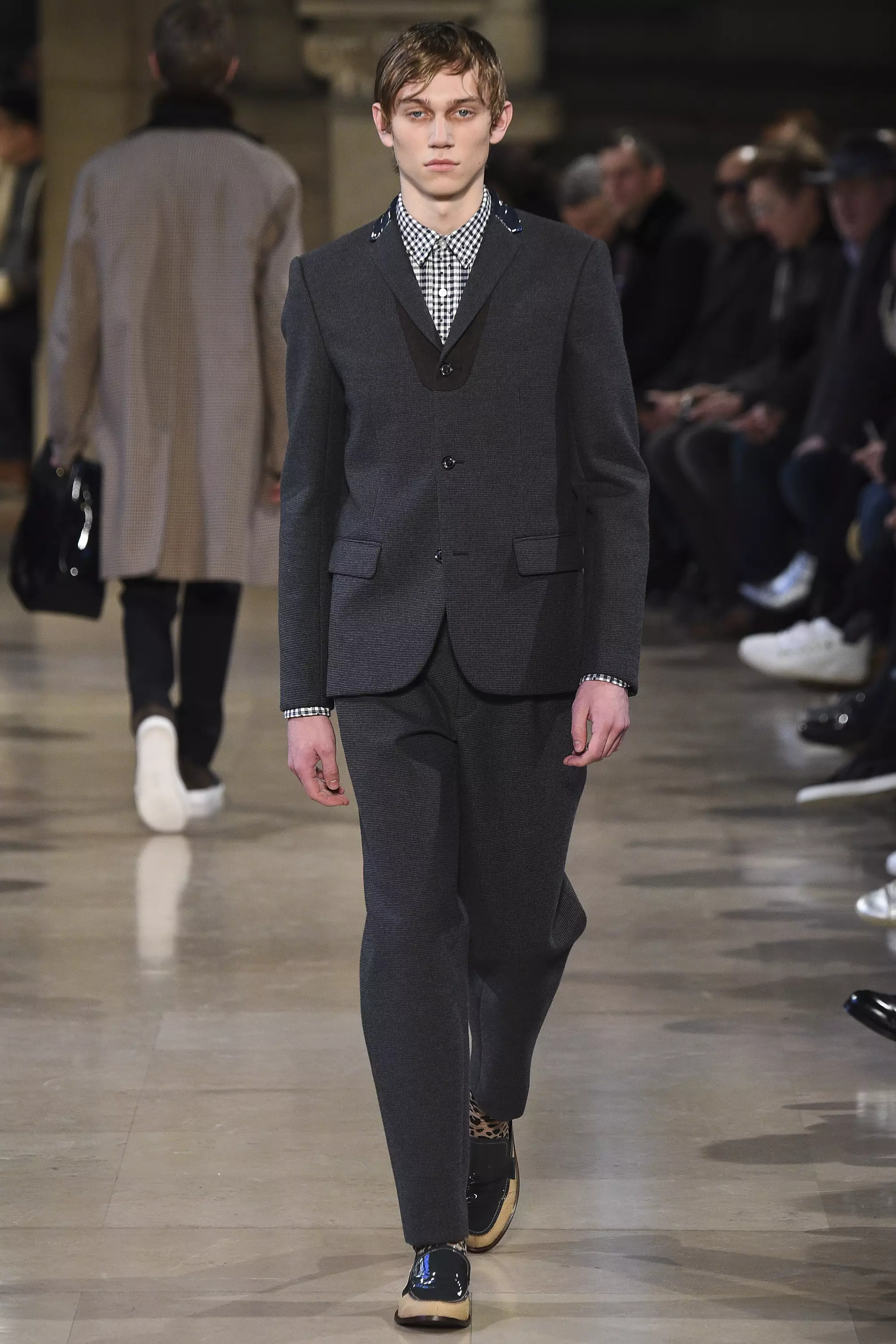 رنګ FW16 پاریس (15)