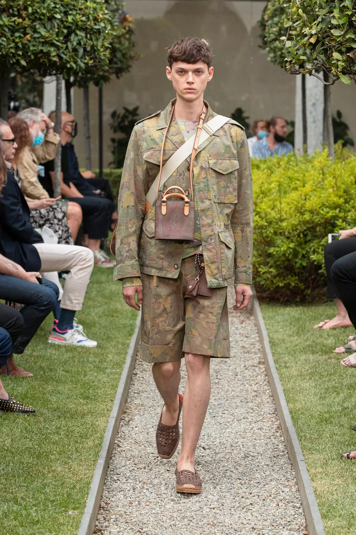 Etro Männer- a Fraekleeder Fréijoer/Summer 2021 Mailand 55227_13