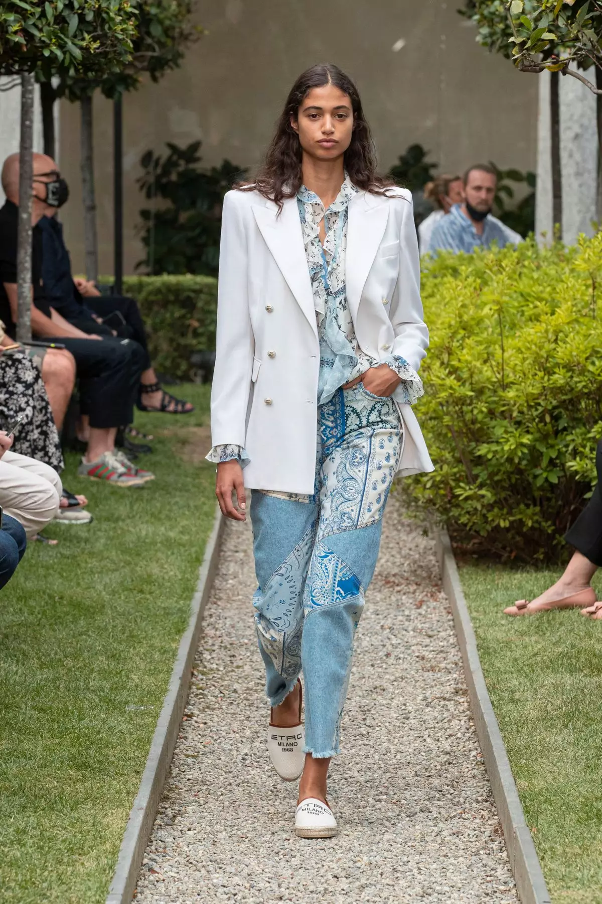 Etro Menswear နှင့် Womenswear Spring/Summer 2021 Milan 55227_26