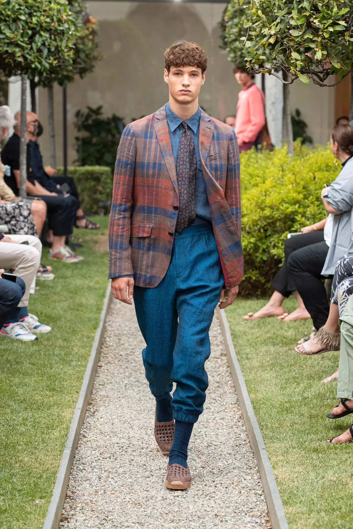 Etro Menswear & Womenswear Spring/Summer 2021 Milan 55227_34