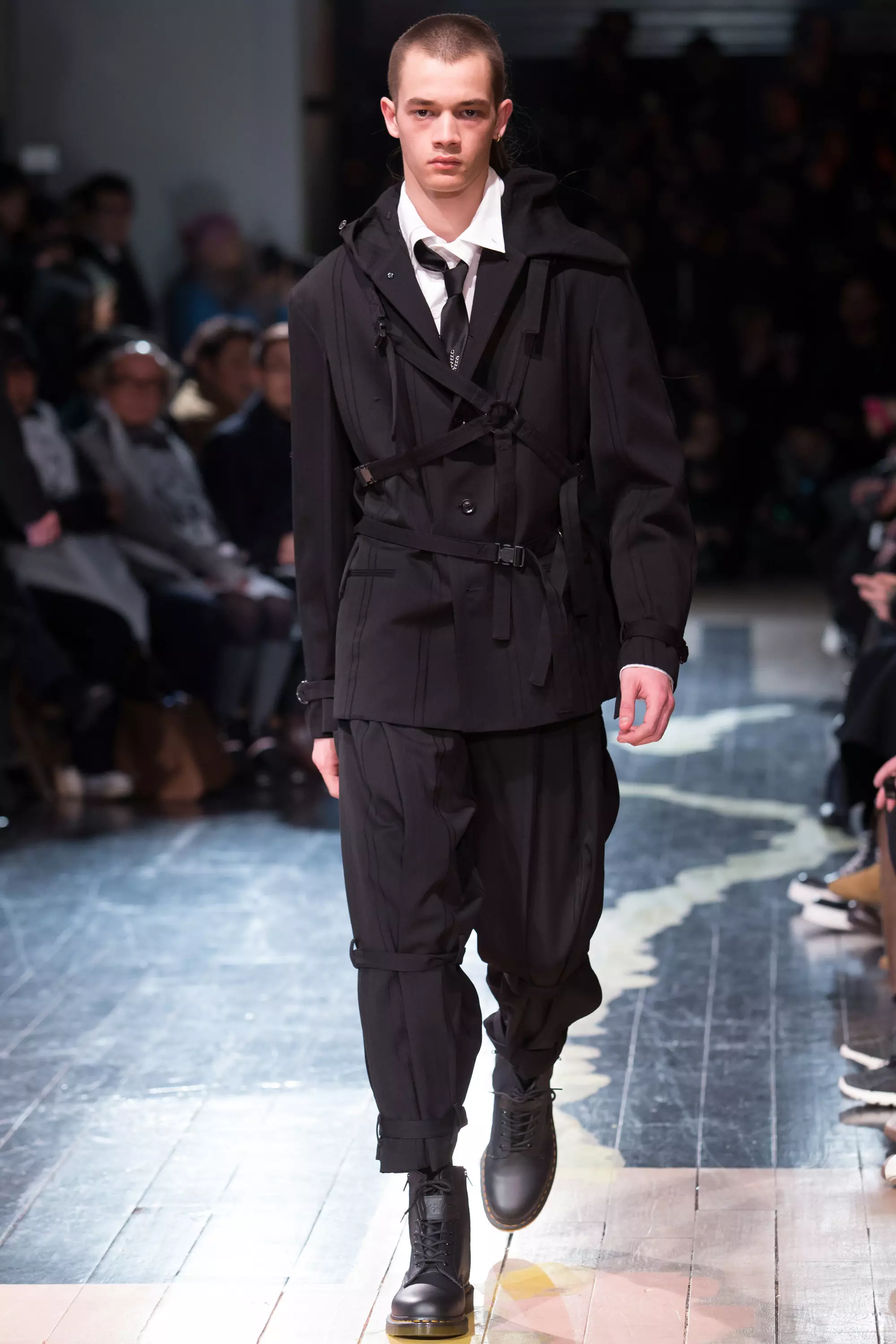 Yohji Yamamoto FW16 பாரிஸ் (20)