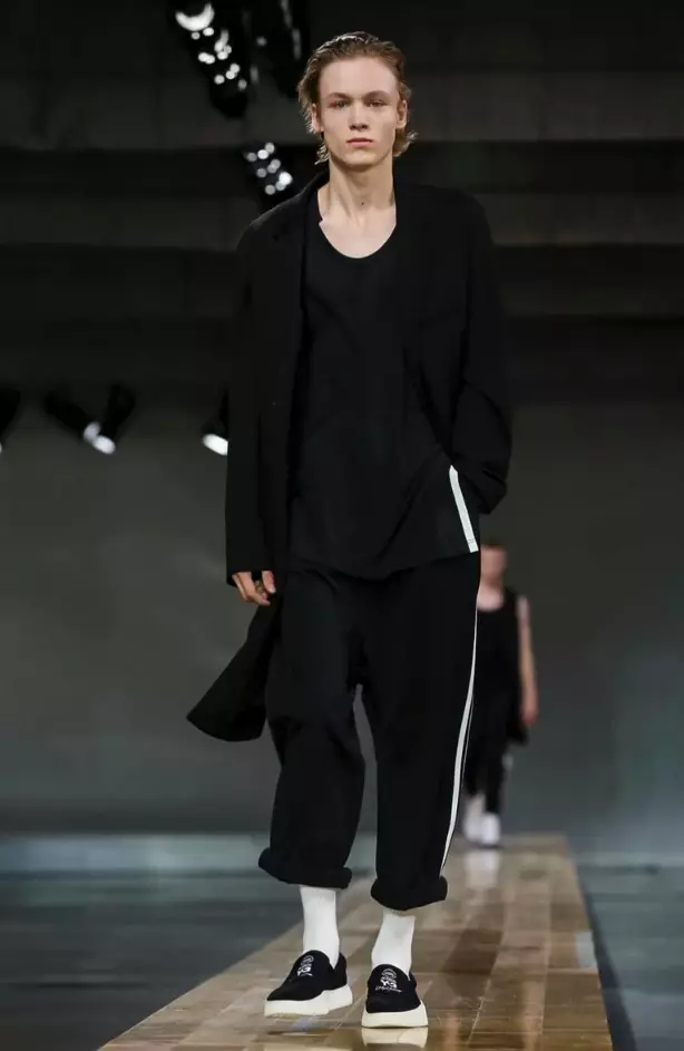 Y-3 મેન્સવેર સ્પ્રિંગ સમર 2018 PARIS44