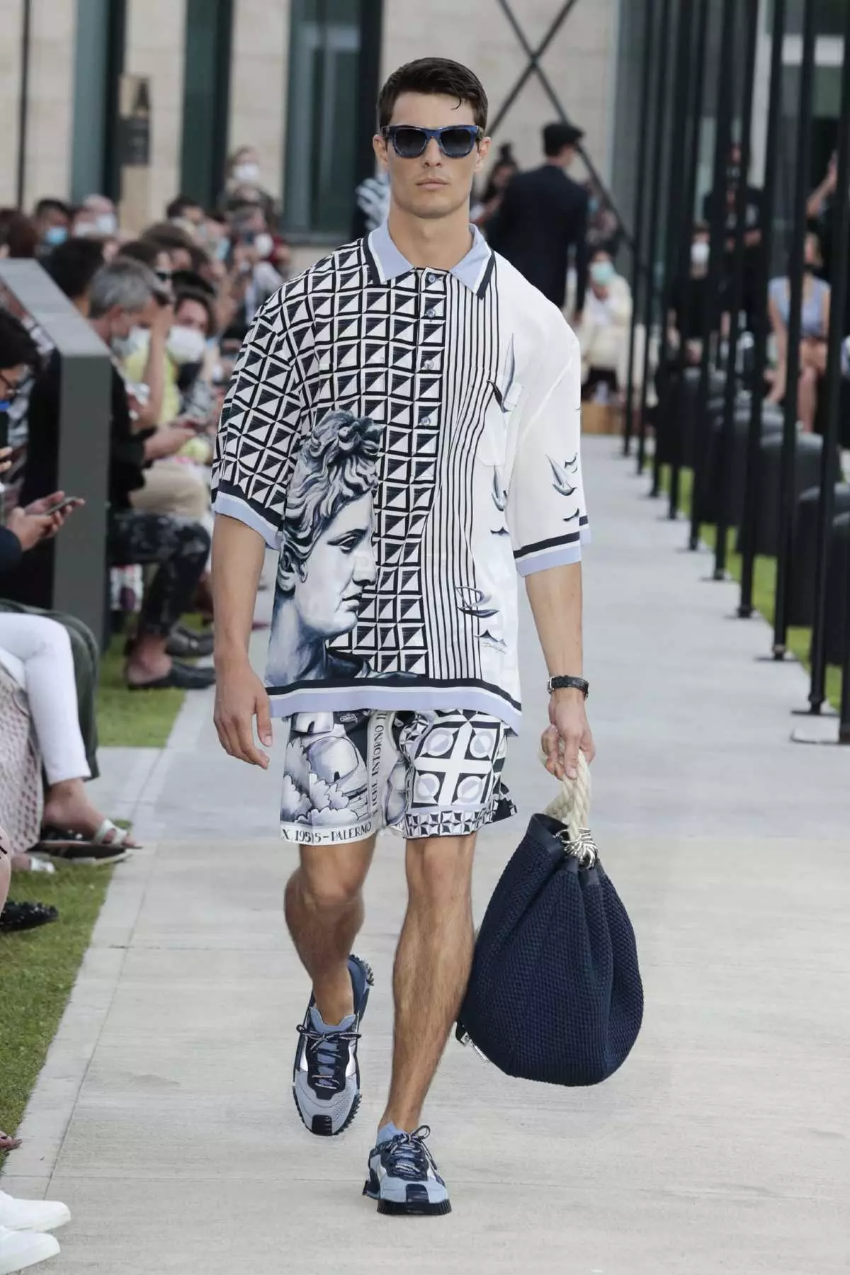 Dolce & Gabbana Menswear mmiri/Oge okpomọkụ 2021 Milan 55468_35