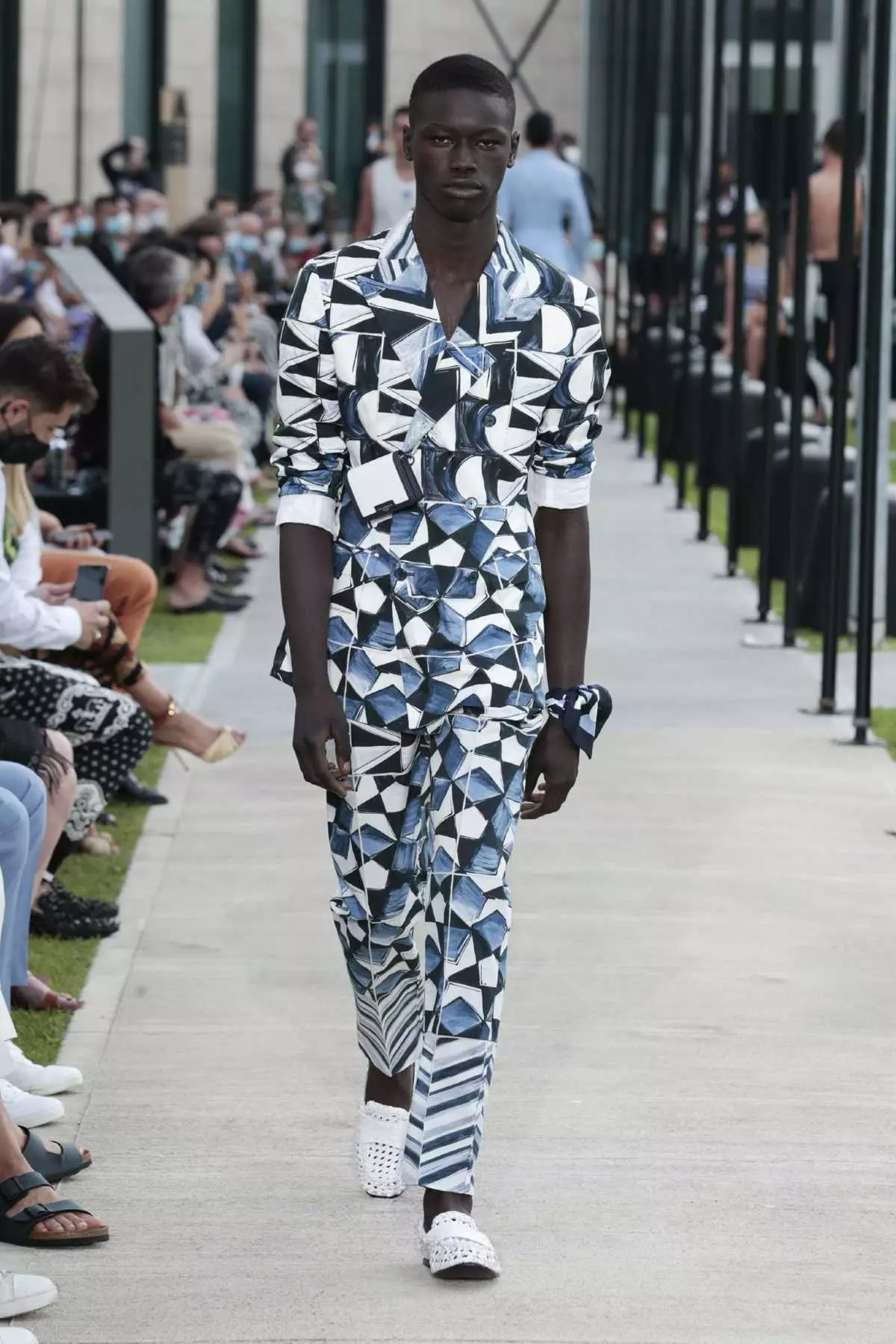 Dolce & Gabbana Menswear mmiri/Oge okpomọkụ 2021 Milan 55468_73