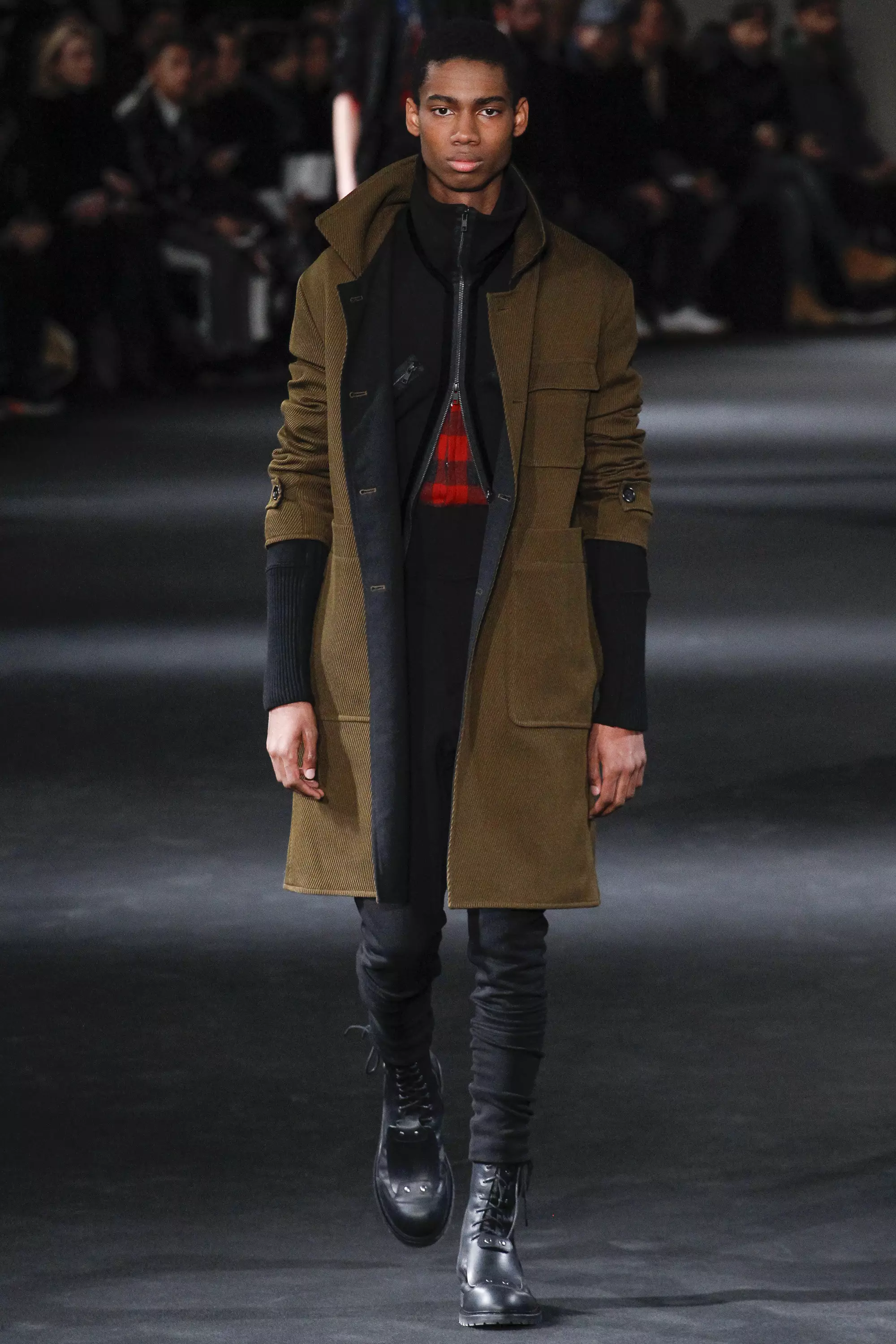 Ann Demeulemeester FW16 Parijs (19)