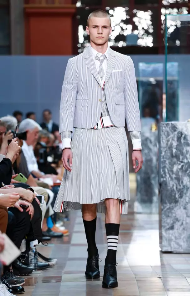 THOM BROWNE BĂRBAȚI PRIMAVARĂ 2018 PARIS10