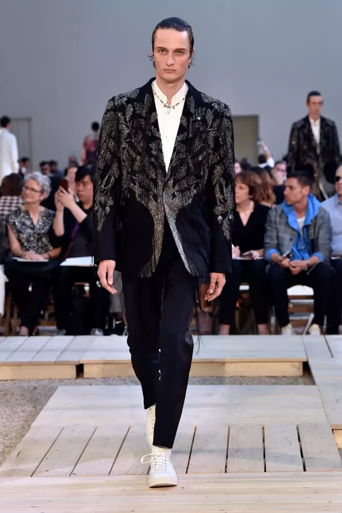 Alexander McQueen Nam mùa xuân 2018