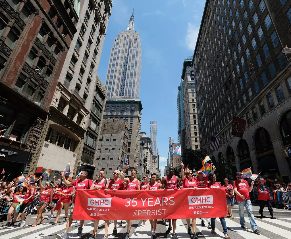 Ikuspegi orokorra New Yorkeko Gay Pride 2017ko martxan, 2017ko ekainaren 25ean, New Yorken.