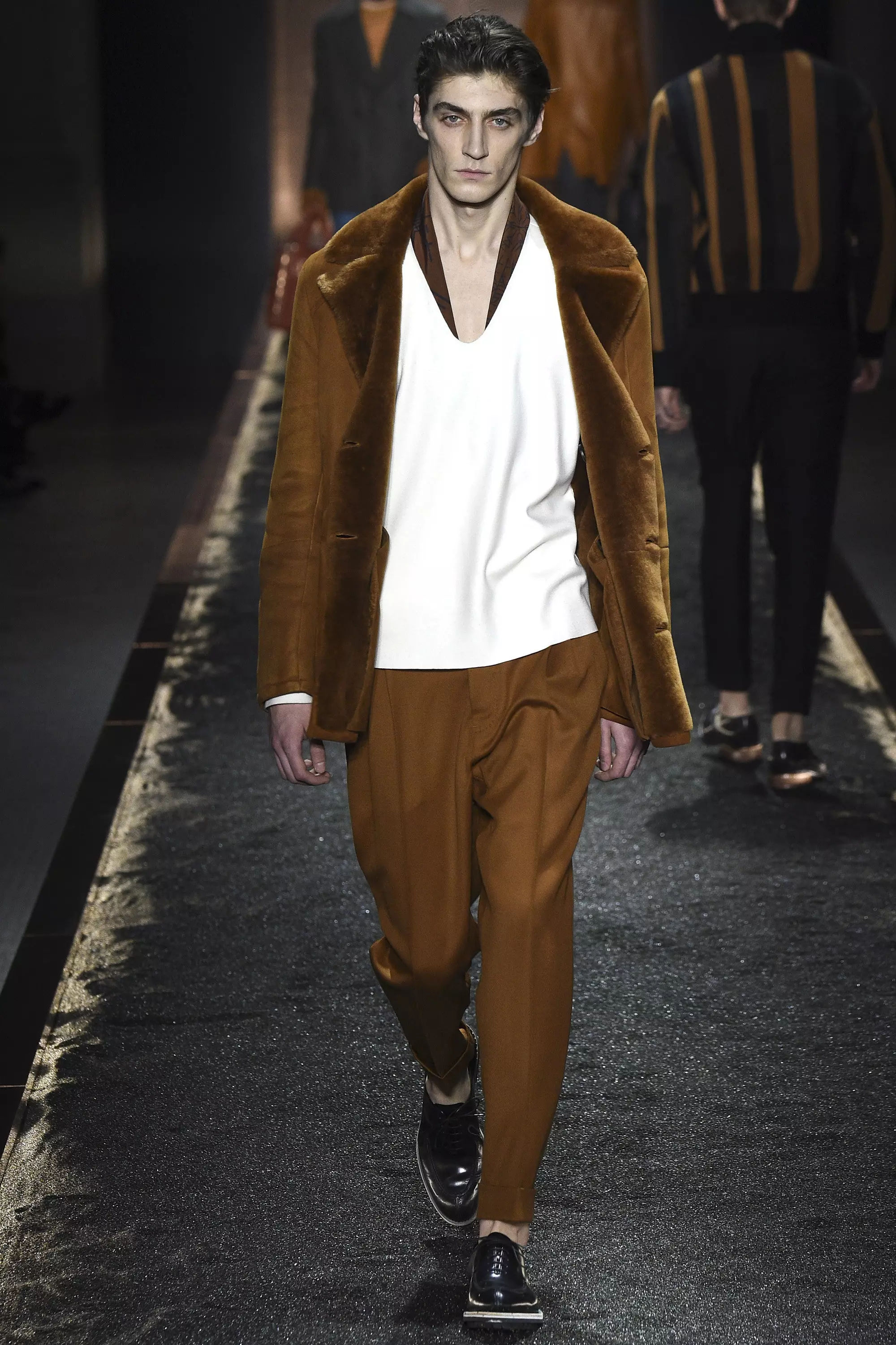 Berluti FW16 Париж (9)