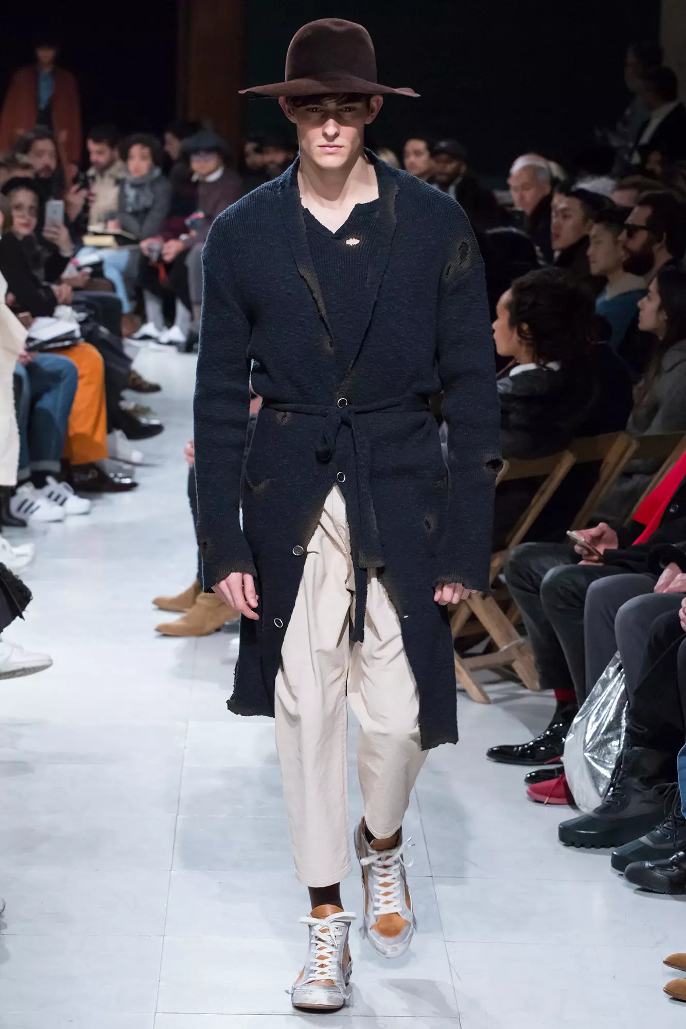 mihara-yasuhiro-menswear-Fall-2016-19