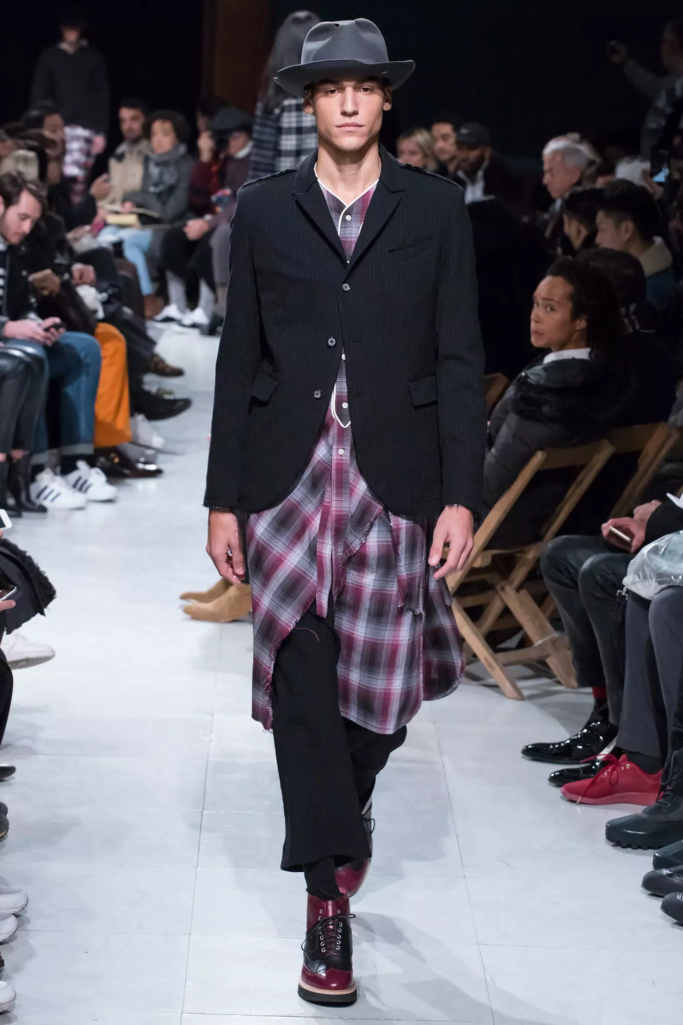 mihara-yasuhiro-menswear-fall-2016-32