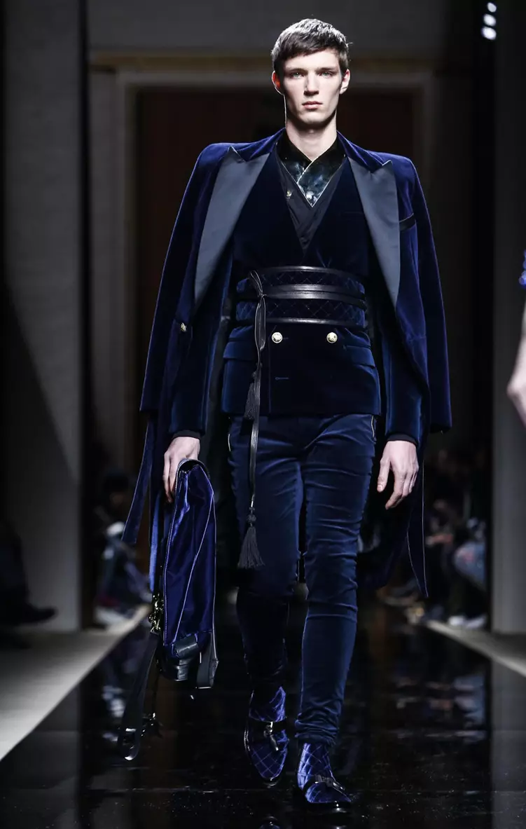 Balmain FW16 París (25)