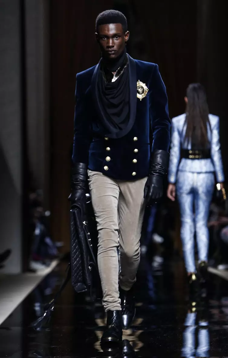 Balmain FW16 París (29)