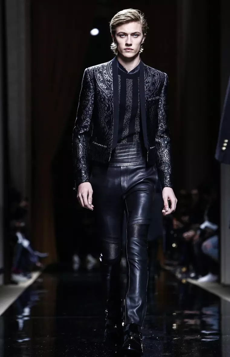 Balmain FW16 Париж (50)