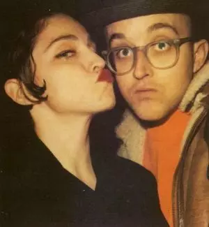 1992-madonna-keith-haring-autorized-biography-02