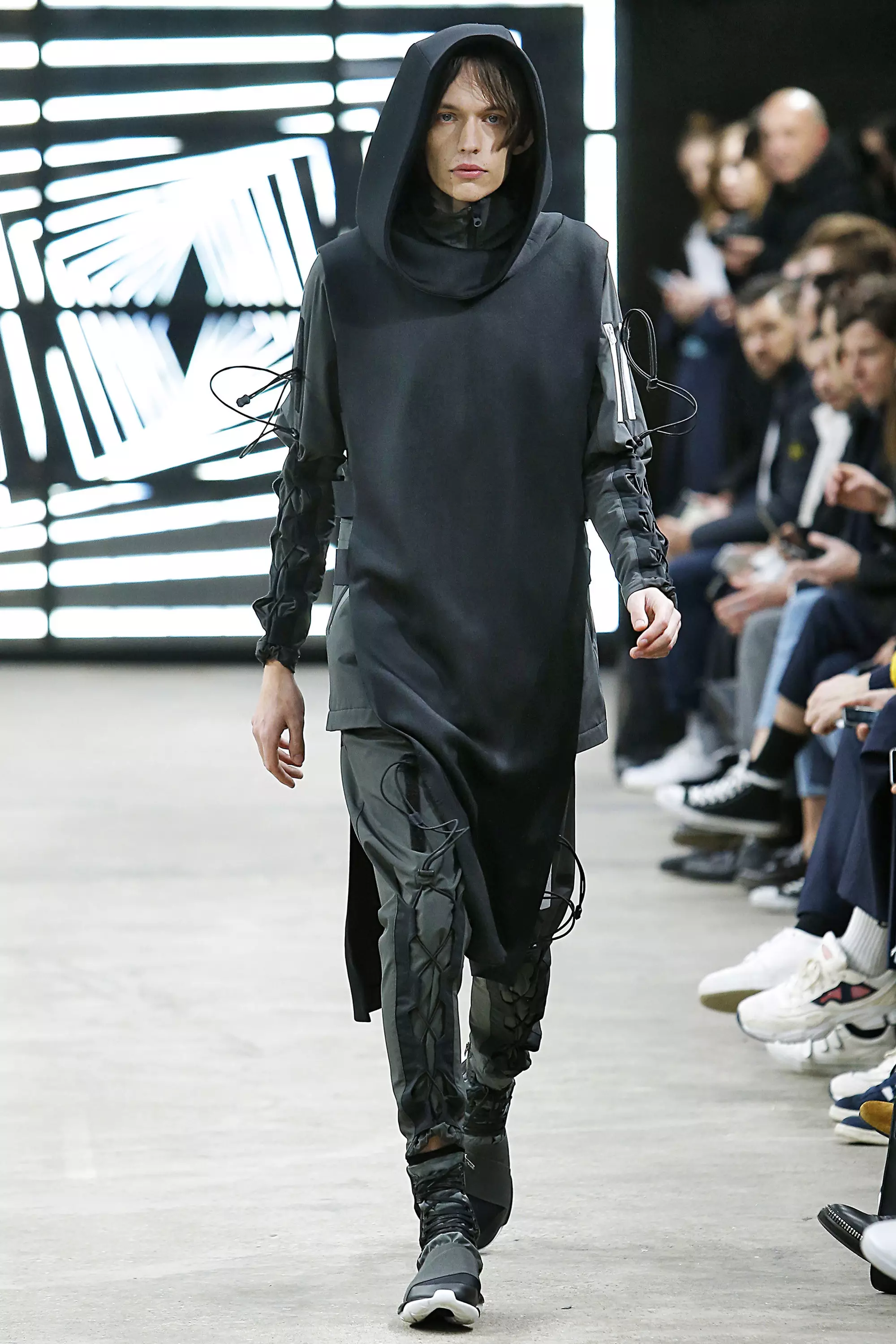 Y3 Paris Menswear Fall Winter 2016 January 2016