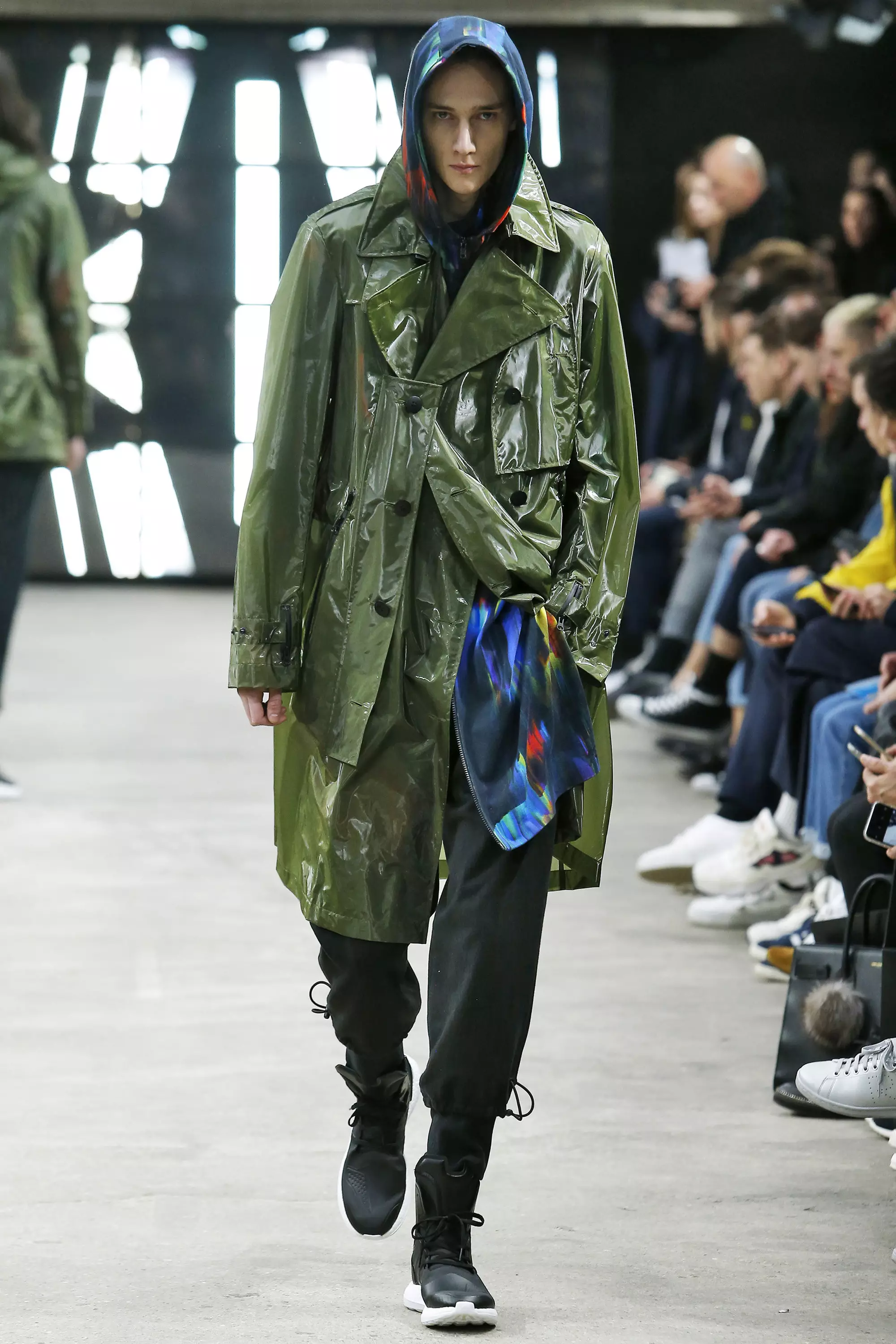 Y3 Paris Menswear Fall Winter 2016 Enero 2016