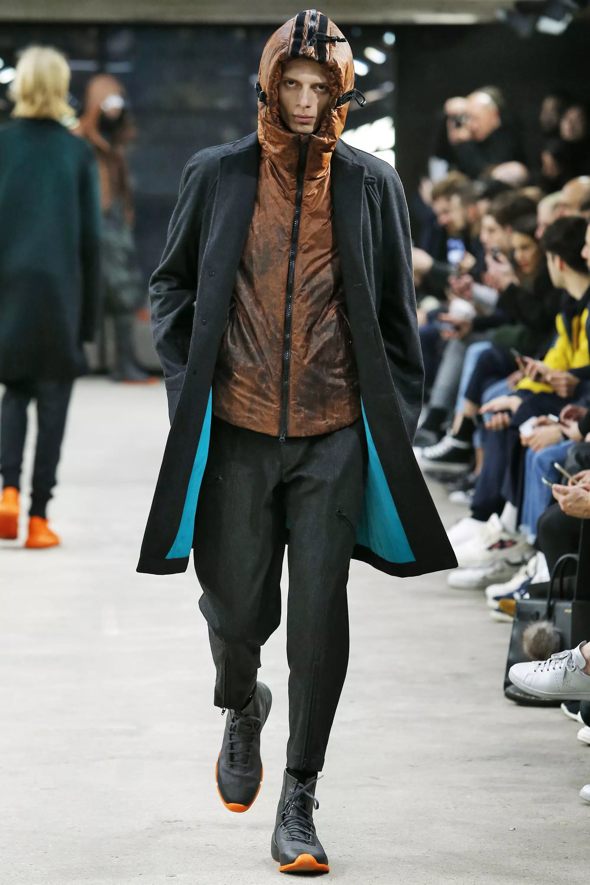 Y3 Paris Menswear Fall Winter 2016 Enero 2016