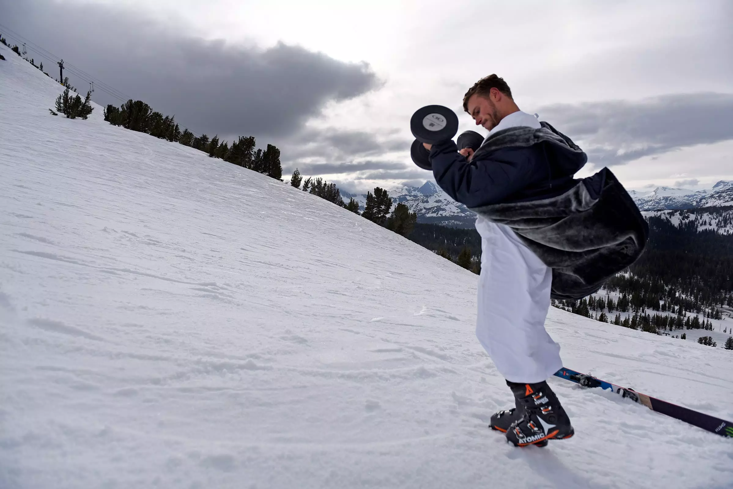 GUS KENWORTHY-၆