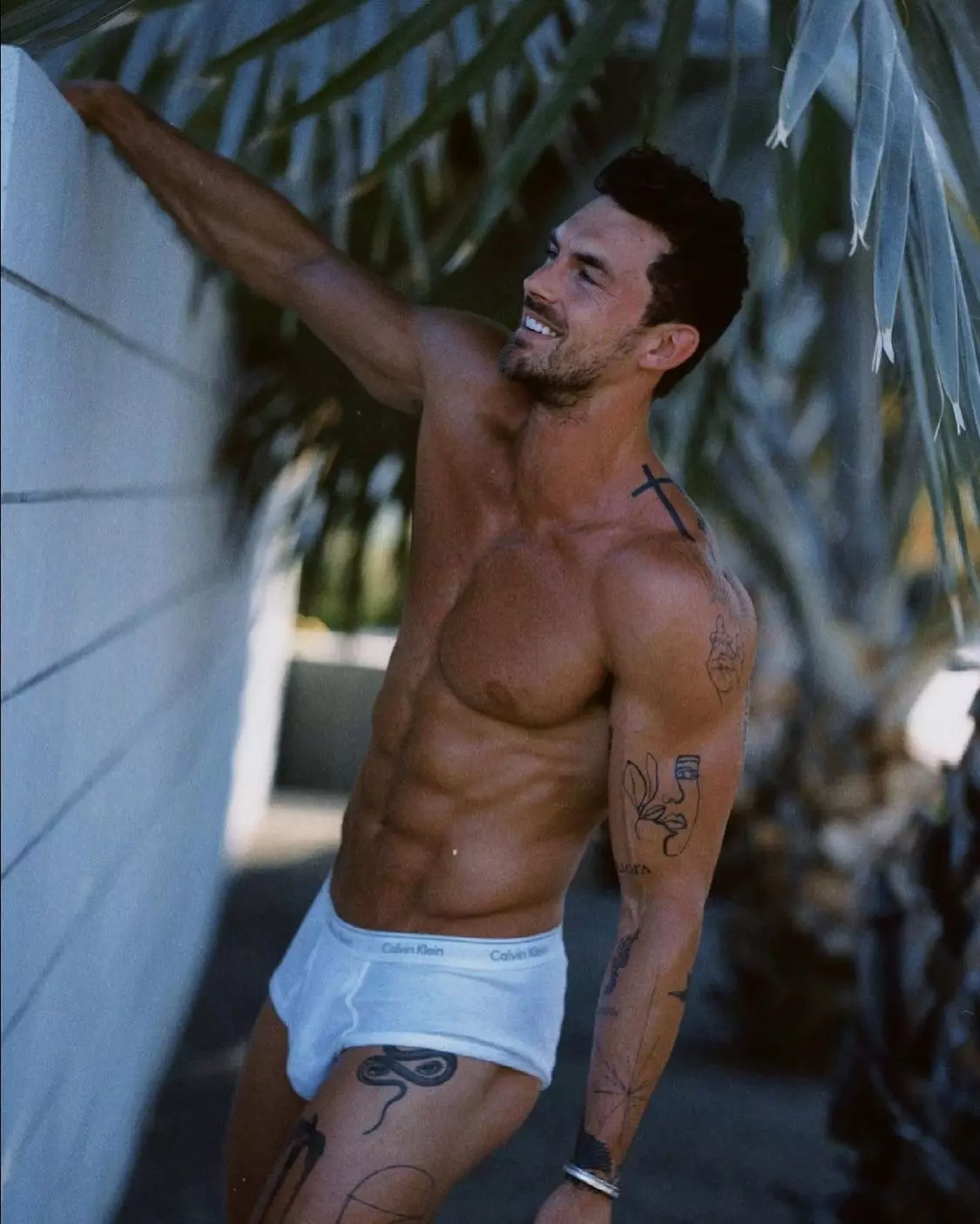 Christian Hogue od Kat Irlin