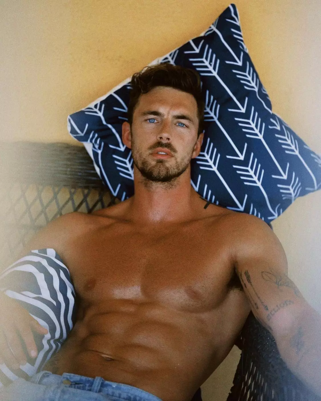 Christian Hogue von Kat Irlin