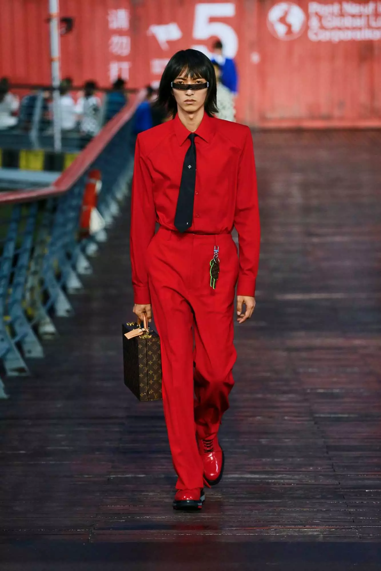 Louis Vuitton Menswear Spring / Summer 2021 Shanghai 56792_11