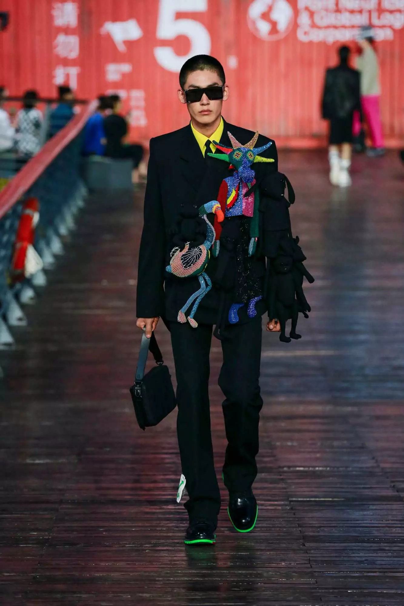 Louis Vuitton Menswear Spring/Summer 2021 Shanghai 56792_41