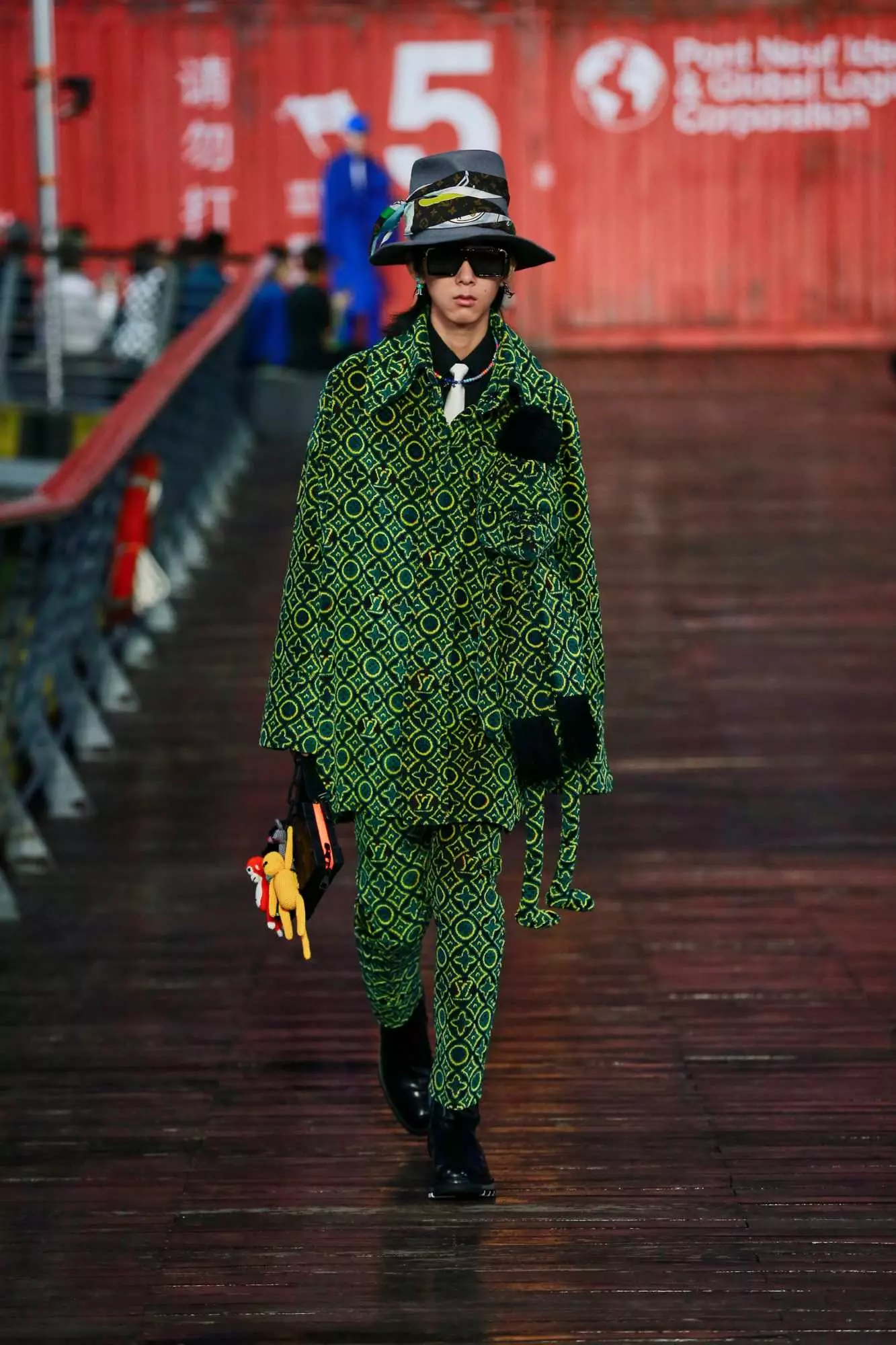 Louis Vuitton Menswear Spring / Summer 2021 Shanghai 56792_55