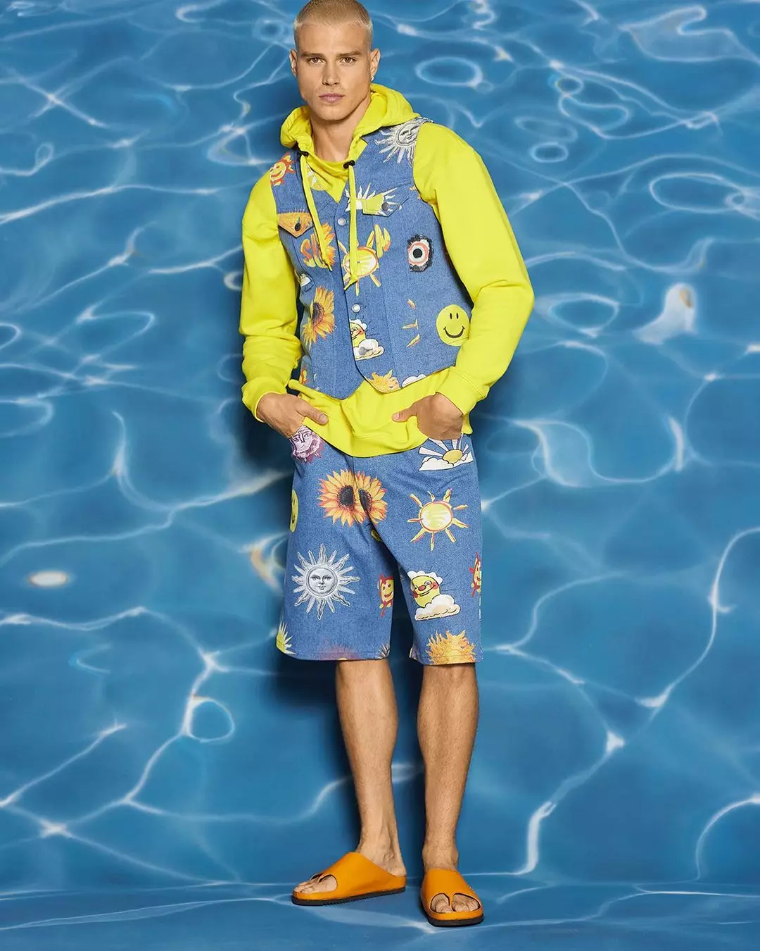 Colección Moschino Resort 2022 Menswear 5688_38