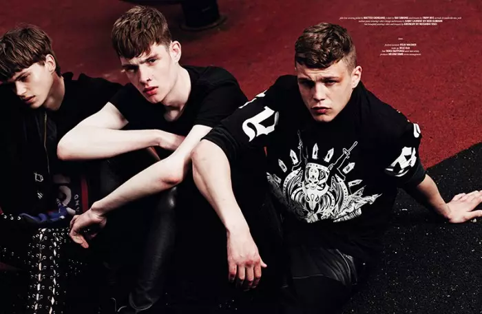 Jake Love, Nathan James y Ben Horsefield de Paolo Zerbini, diseñado por Paolo Zagoreo