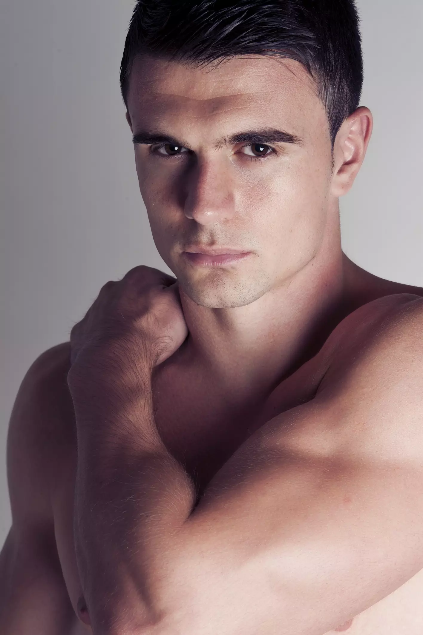 Presentació del model masculí: Elmin Tatlic d'Amer Kadic per a Lash Magazine 5695_8