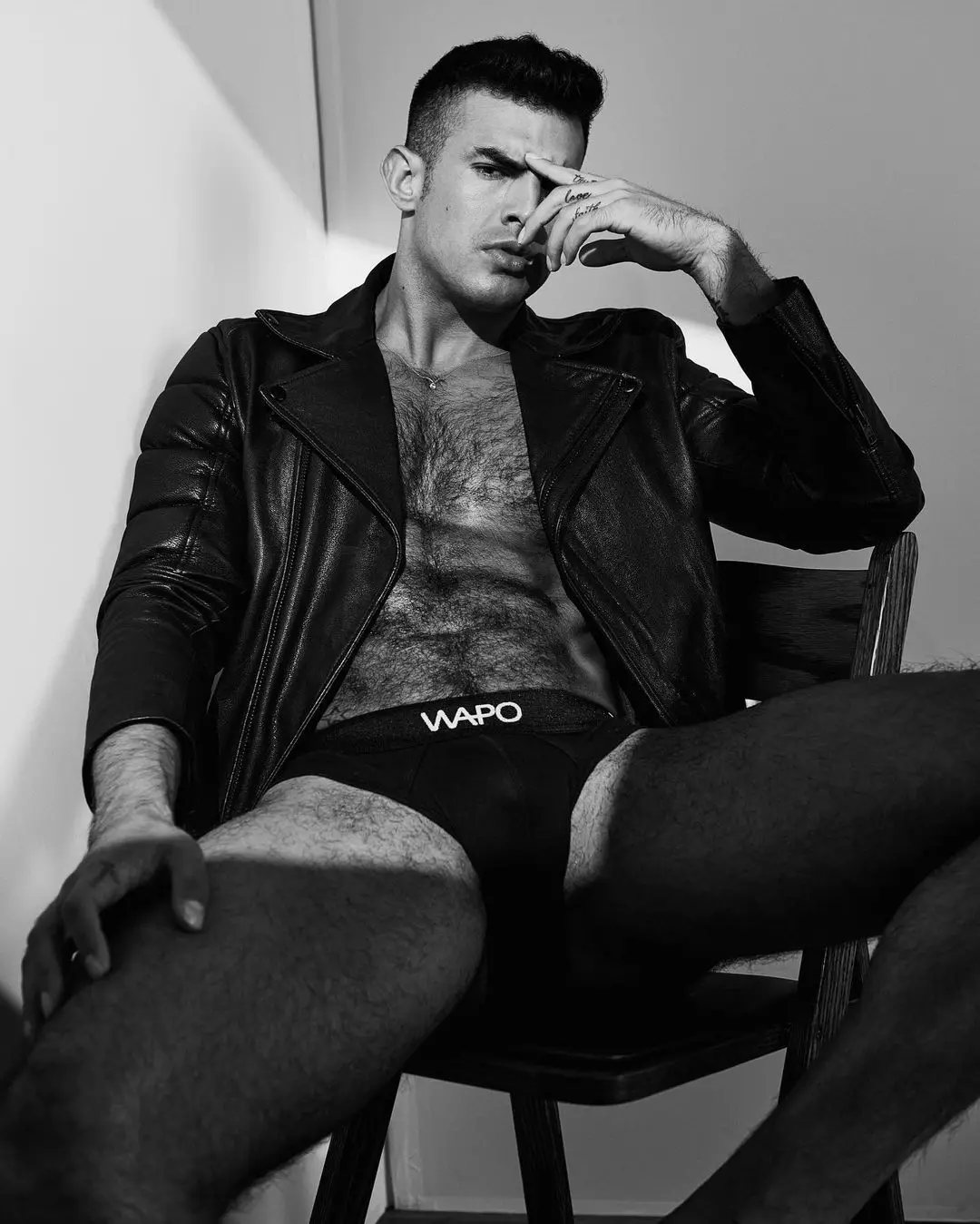 Sexy Juanfer De La Torre para WAPO Wear