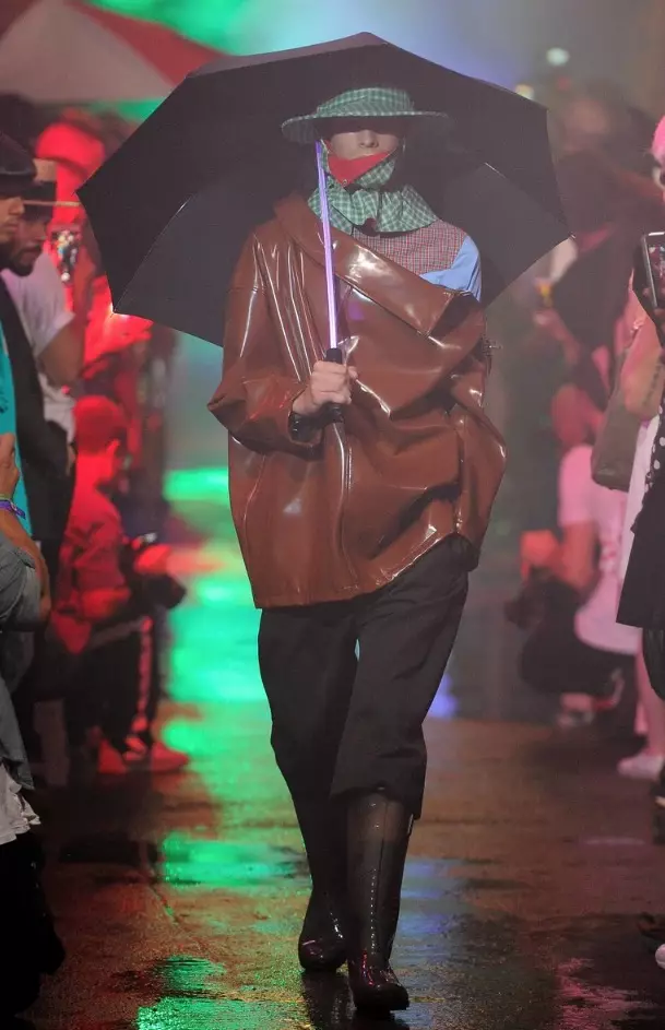 RAF SIMONS PÁNSKÉ OBLEČENÍ JARO LÉTO 2018 NEW YORK47