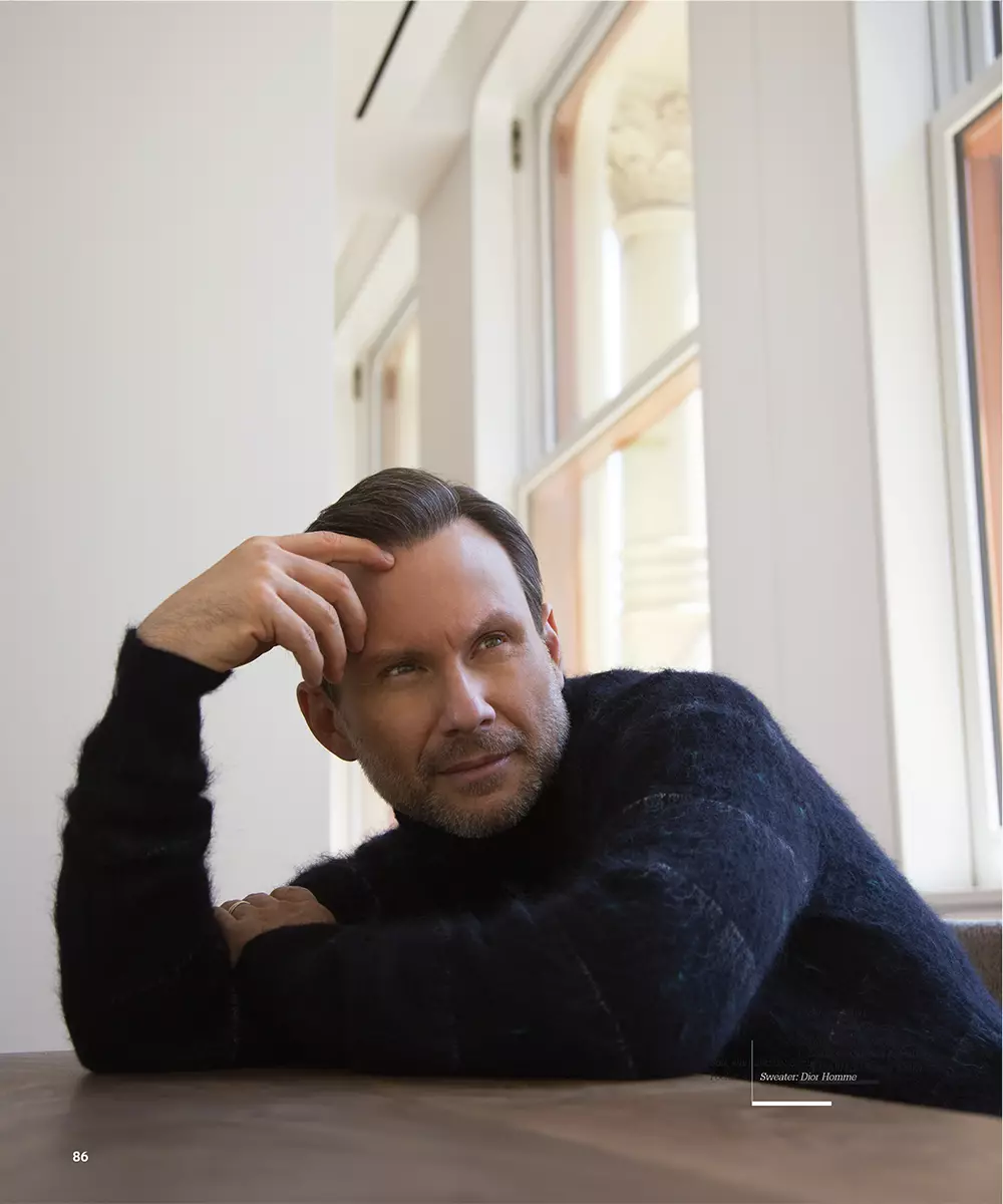 Christian Slater oleh Karl Simone untuk Haute Living Magazine4