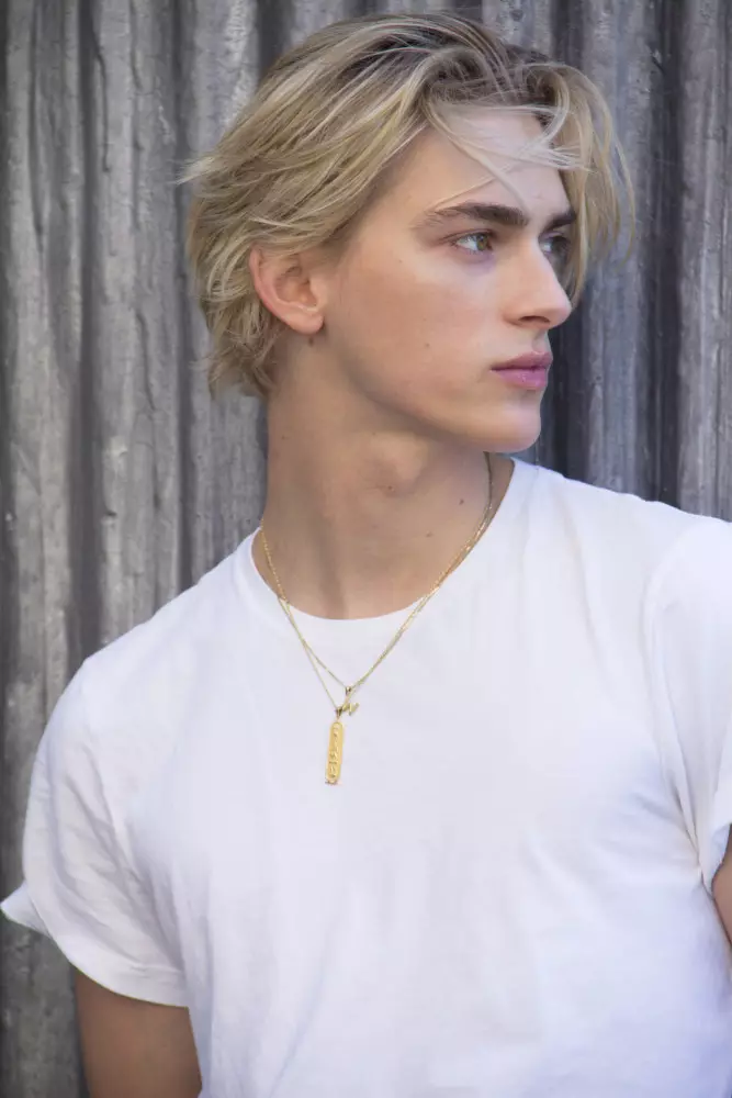 Top model polaco Dominik Sadoch