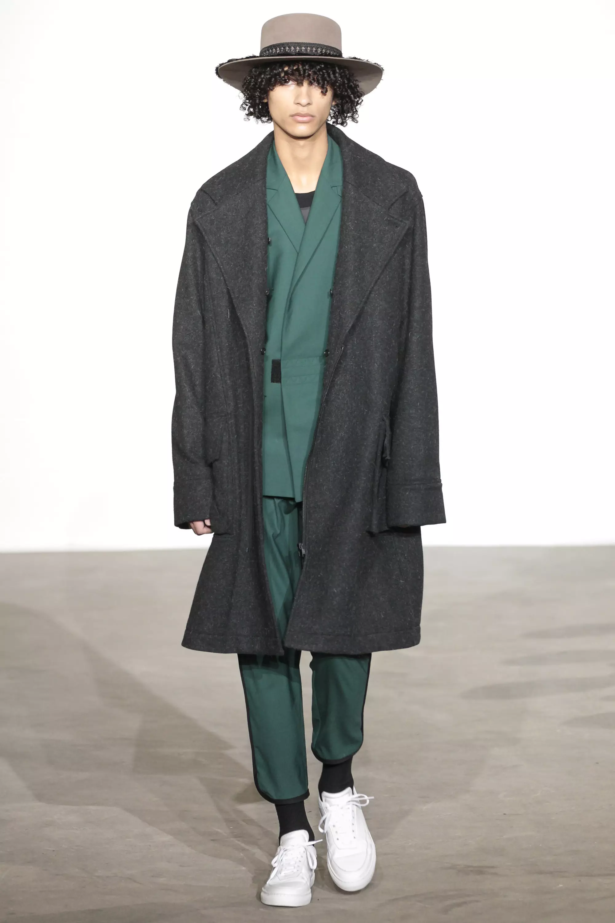 Szkoła publiczna FW16 NYFW