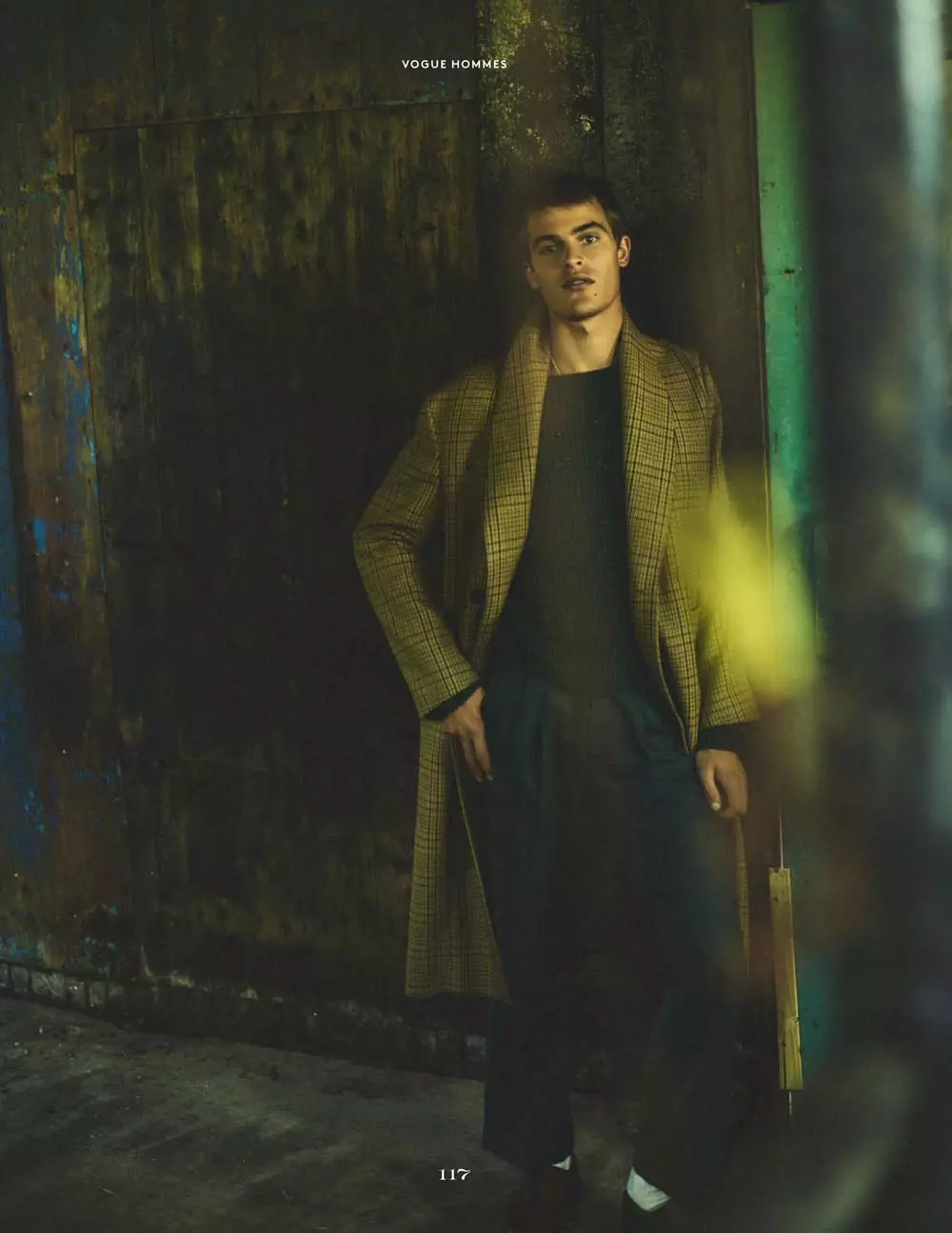 Vogue Hommes A/W 20 කතුවැකිය සඳහා Parker van Noord